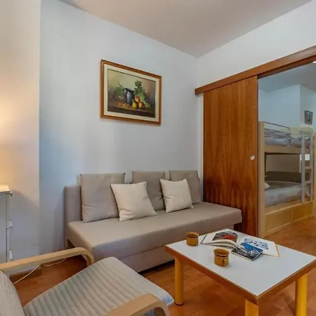 House Moon Sierra Nevada