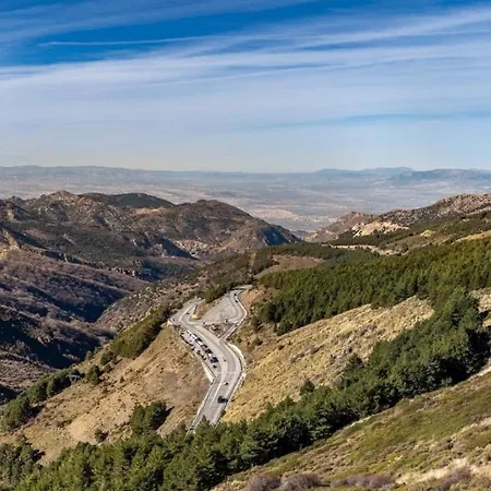 House Moon * Sierra Nevada