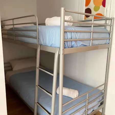 House Moon * Sierra Nevada